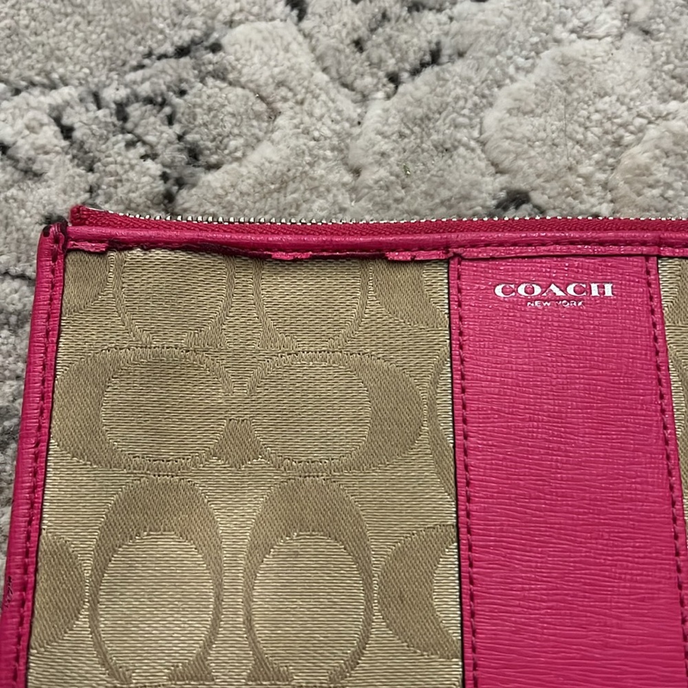 Coach wallet - Picture 2 of 4